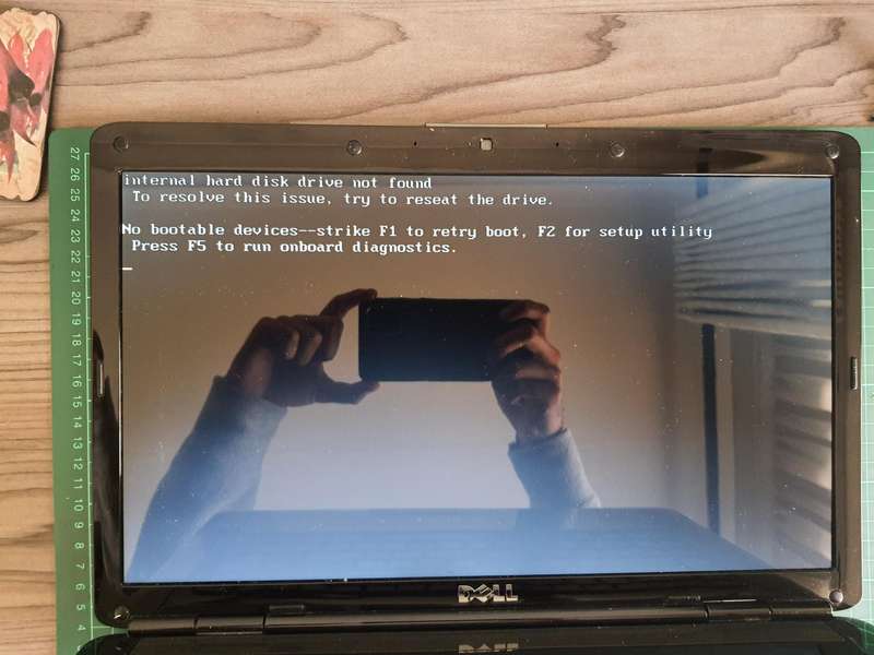 Dell Inspirion 15 (1545) Laptop