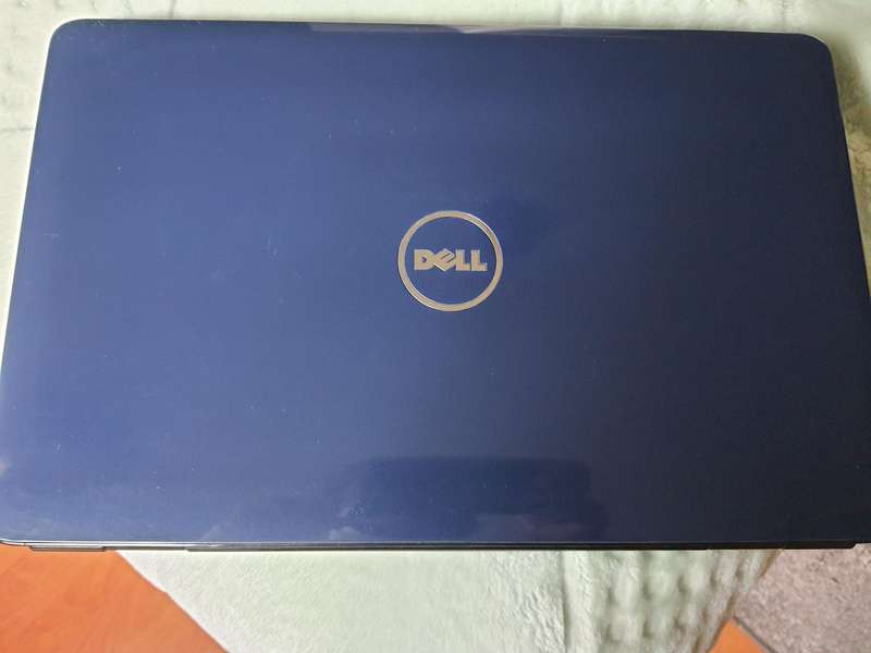 Dell Inspirion 15 (1545) Laptop