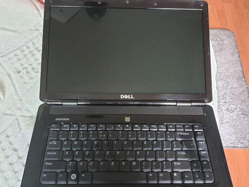 Dell Inspirion 15 (1545) Laptop