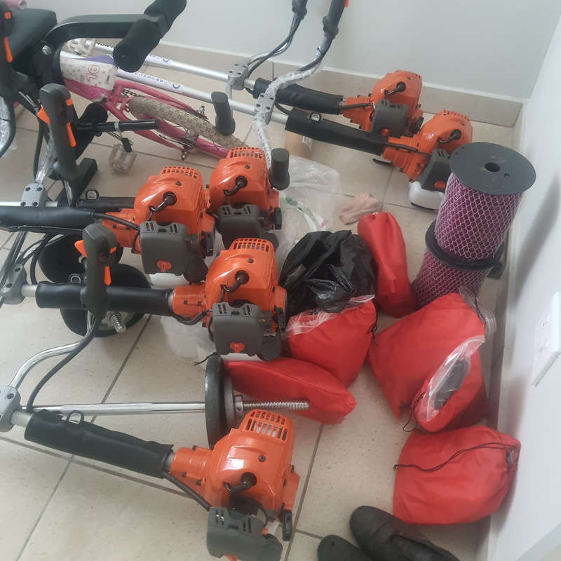 Nguni heavy duty 143R-11 brush cutters