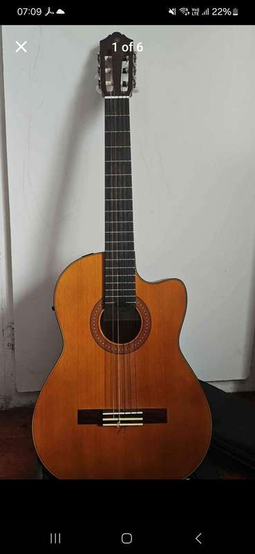 Yamaha Amplified Acoustic Guitar