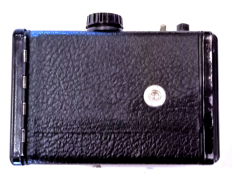 Brownie SIX-20 Camera Model D