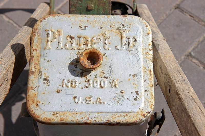 PLANET JR No. 300A VINTAGE SEED PLANTER - GARDENING TOOLS, SMALL SCALE FARMING