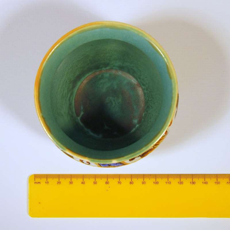 BEAUTIFULLY HAND-PAINTED MEDIUM SIZE GOUDA POTTERY VASE "Jdona"