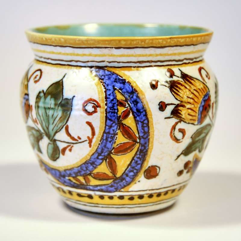 BEAUTIFULLY HAND-PAINTED MEDIUM SIZE GOUDA POTTERY VASE "Jdona"
