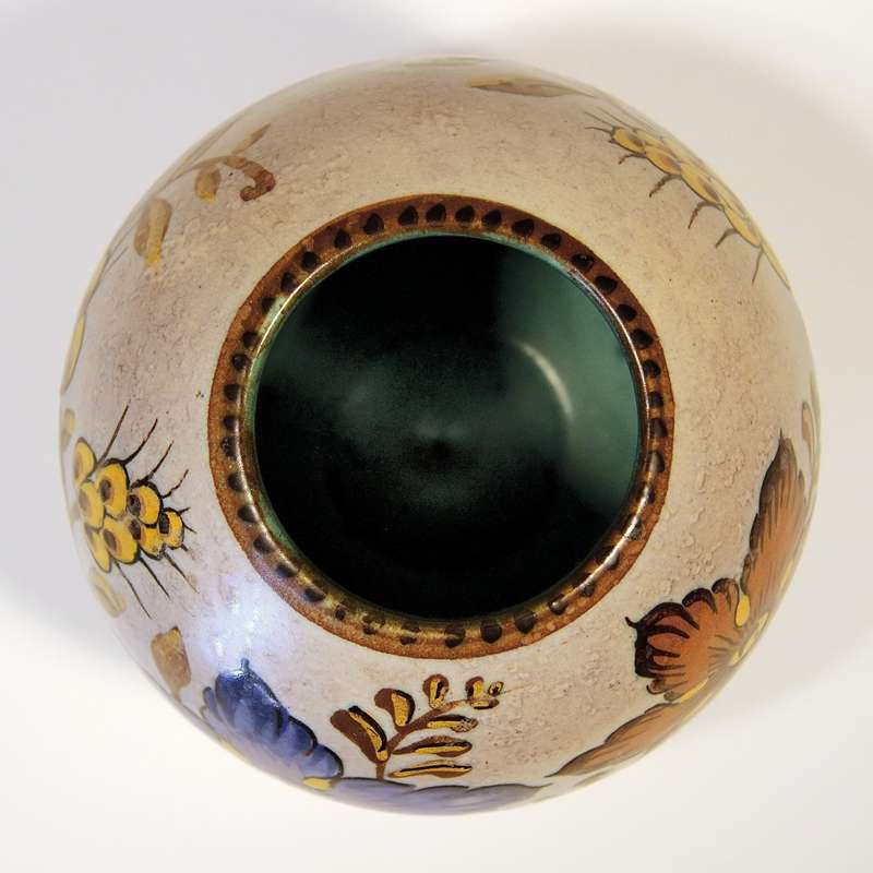 BEAUTIFUL VINTAGE HAND-PAINTED GOUDA VASE LOMBO
