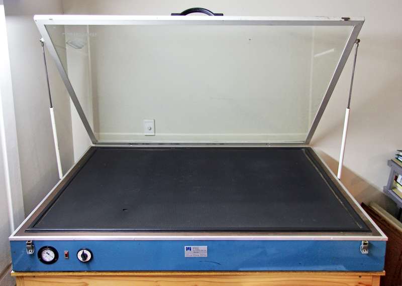 PICTURE FRAMING EQUIPMENT  --   Professional Quality, everything you need