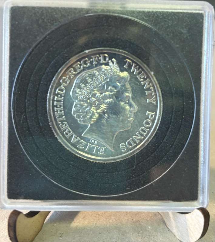 2018 Elizabeth the second 50 Pounds (Silver)