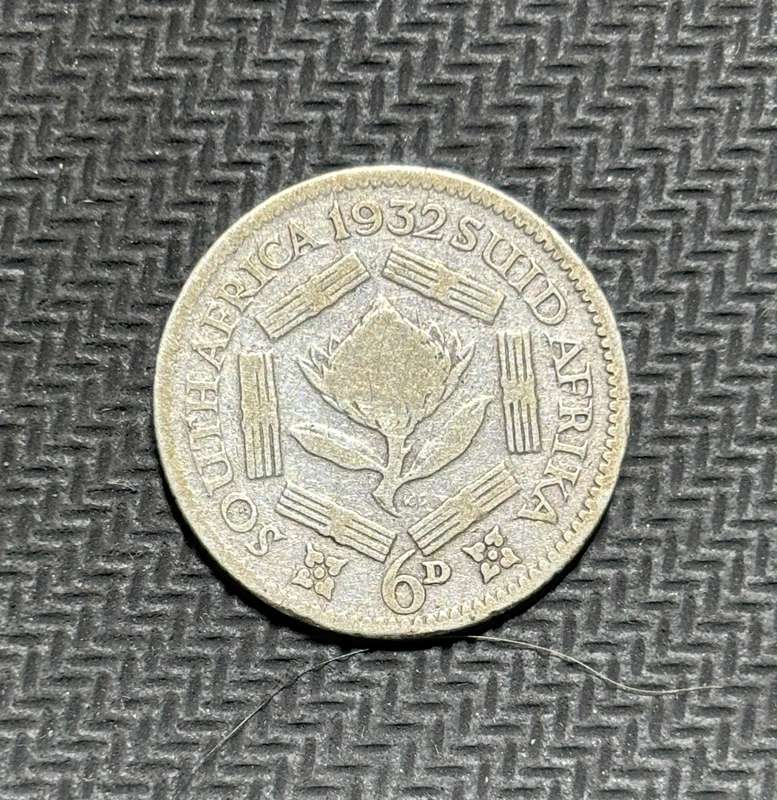 Sixpence 1932