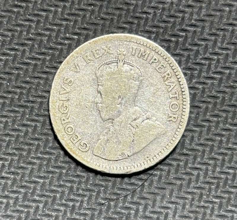 Sixpence 1932