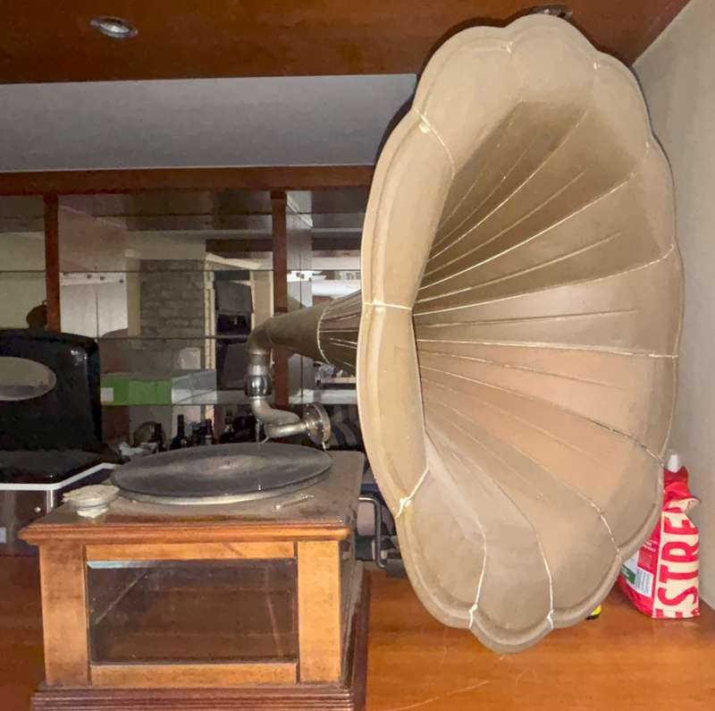 Gramophone