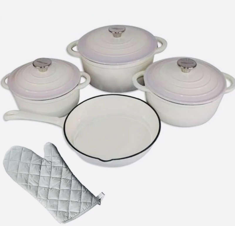 Elevate Your Kitchen with Our Stunning Cast Iron Cookware Set!