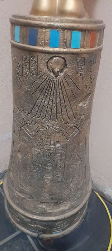 Tutankhamun LampstandPharaoh