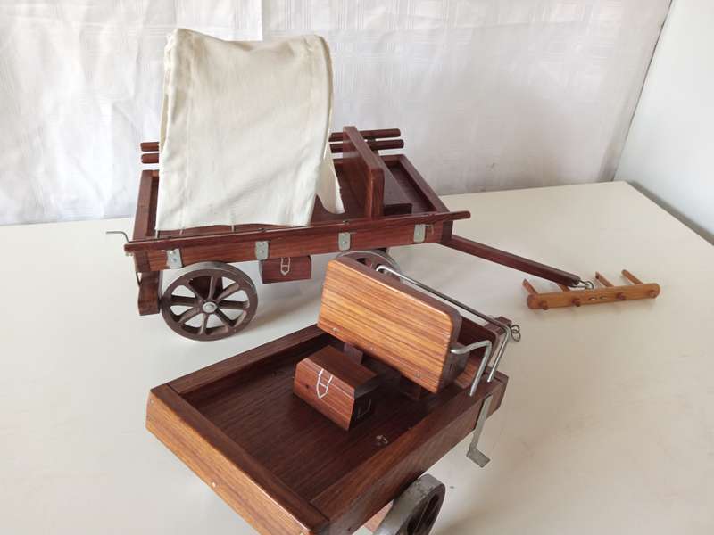 Voortrekker Settlers Wooden 4 Wagons Collection