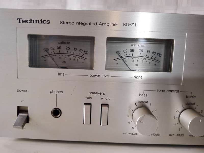 Technics SU-Z1 Integrated Stereo Amplifier