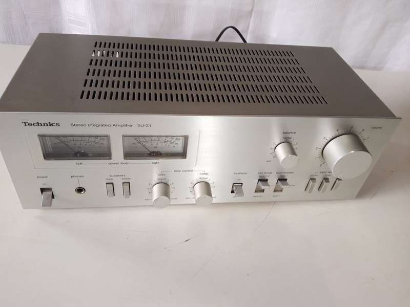 Technics SU-Z1 Integrated Stereo Amplifier