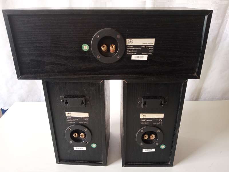 AR  Acoustic Research Surround & Centre Speakers