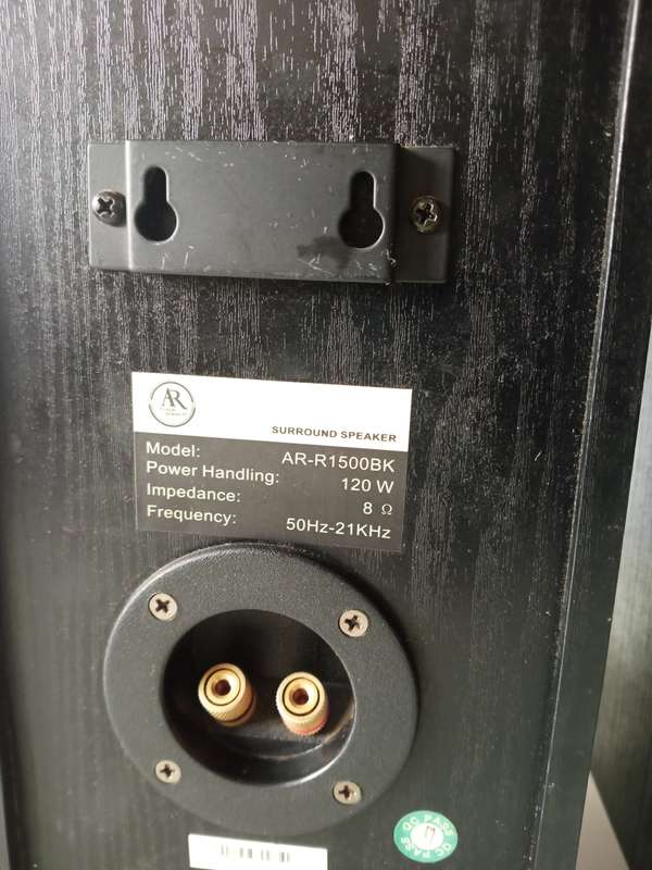 AR  Acoustic Research Surround & Centre Speakers