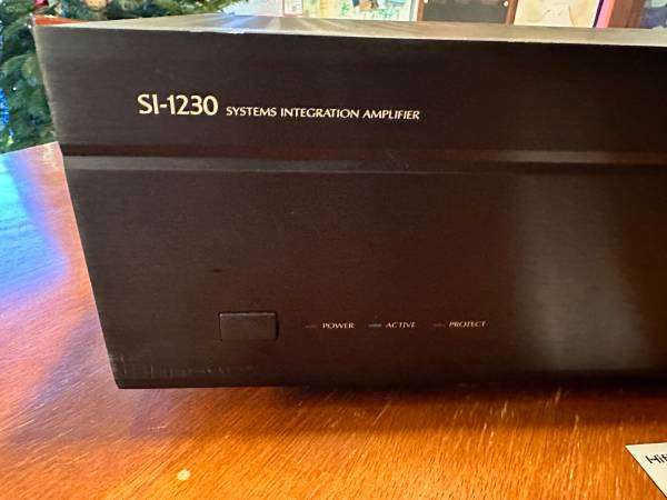 Niles SI-1230 Amplifier