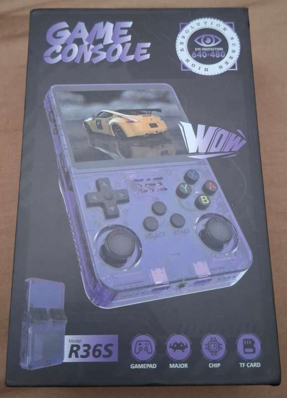 R36S Retro emulation console