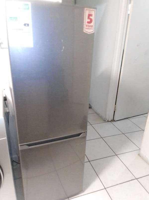 Defy Fridge C260 for sale