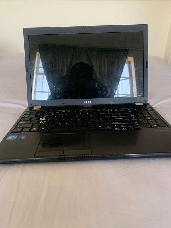 ACER Travelmate Laptop, Core i5, 500Gb HDD, 6Gb Ram