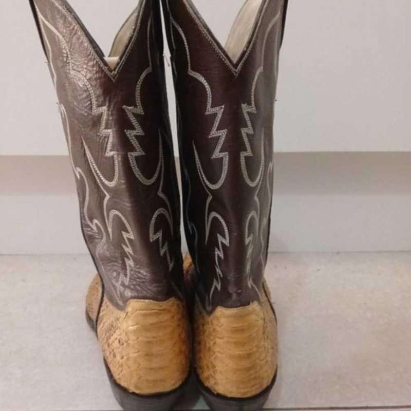 Alligator boots