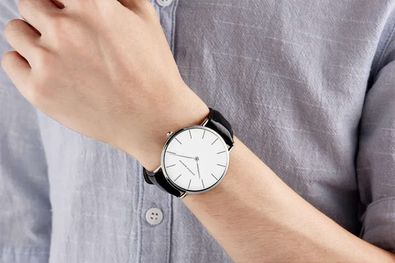 H.M. Classic Elegance - Luxury Minimalist Watch - Black