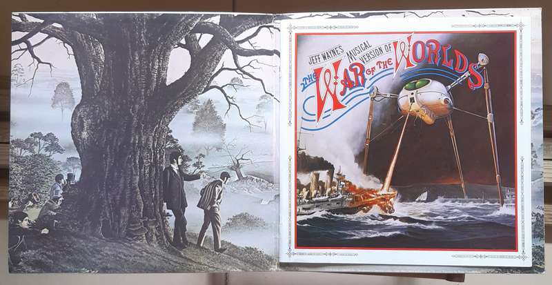 The War of the Worlds  - Jeff Wayne's Musical Version - Vintage Vinyl LP Record Double Album