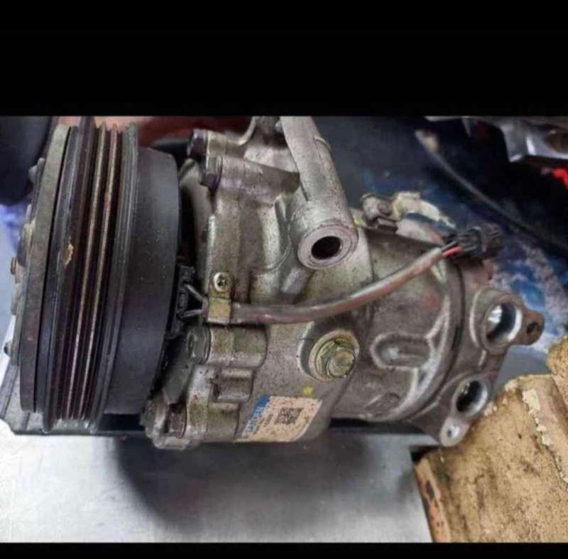 Renault Kiger Triber aircon compressor