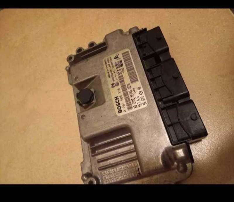 Peugeot Partner citroën berlingo computer box ECU
