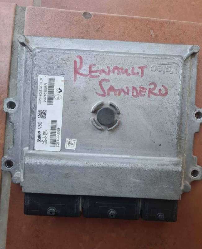 Renault Sandero computer box ECU