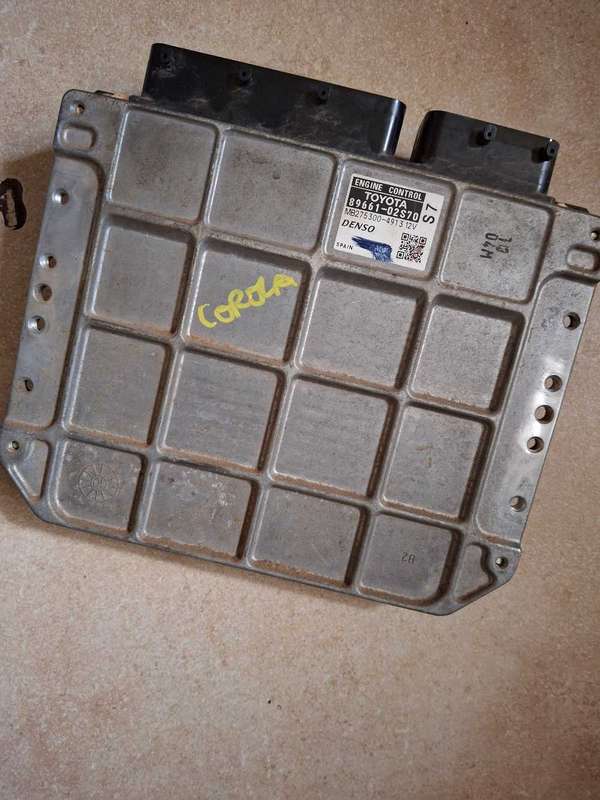 Toyota corolla computer box ECU