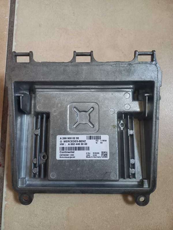 Mercedes Benz W245 computer box ECU