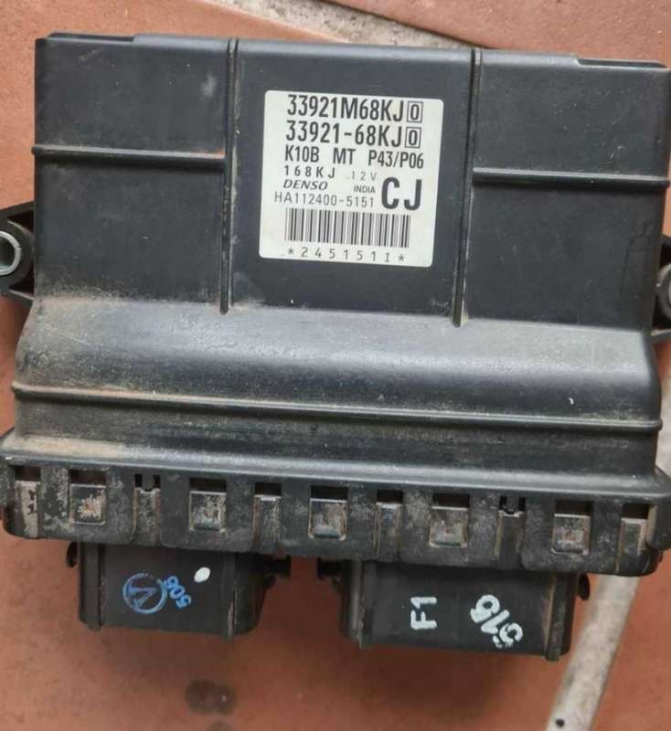 Suzuki Alto computer box ECU
