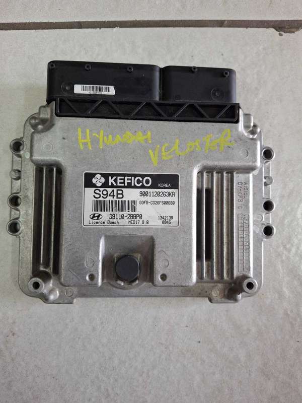 Hyundai Veloster computer box ECU