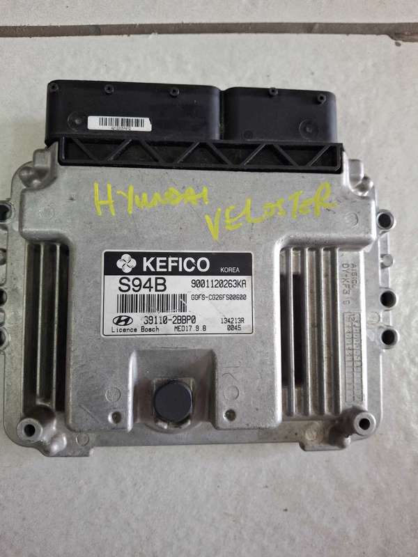 Hyundai Veloster computer box ECU