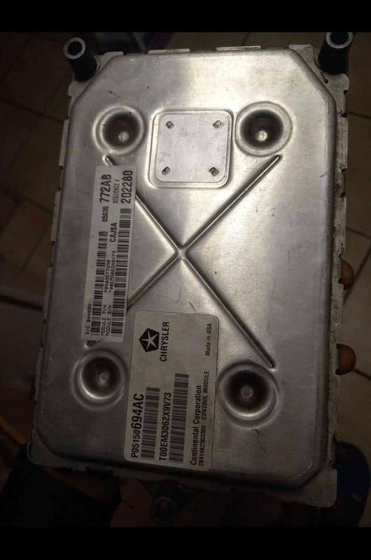 Jeep Grand Cherokee computer box ECU