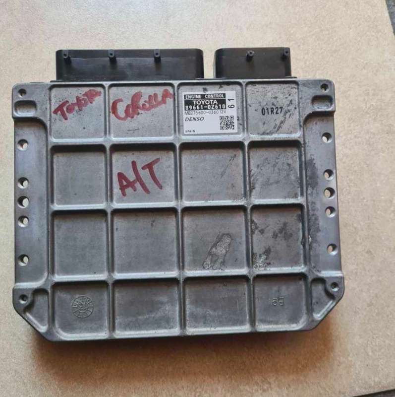 Toyota corolla quest computer box ECU