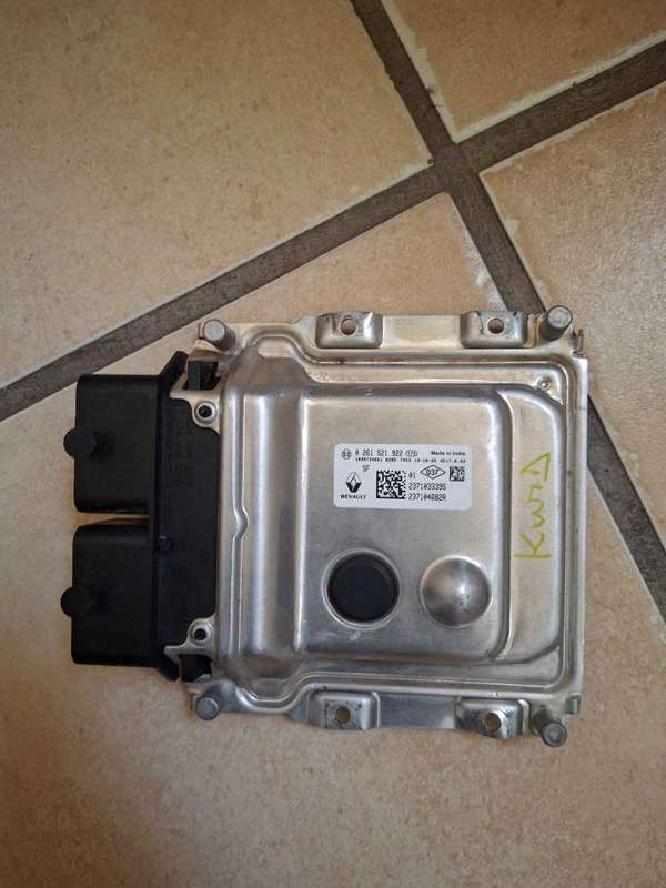 Renault Kwid computer box ECU