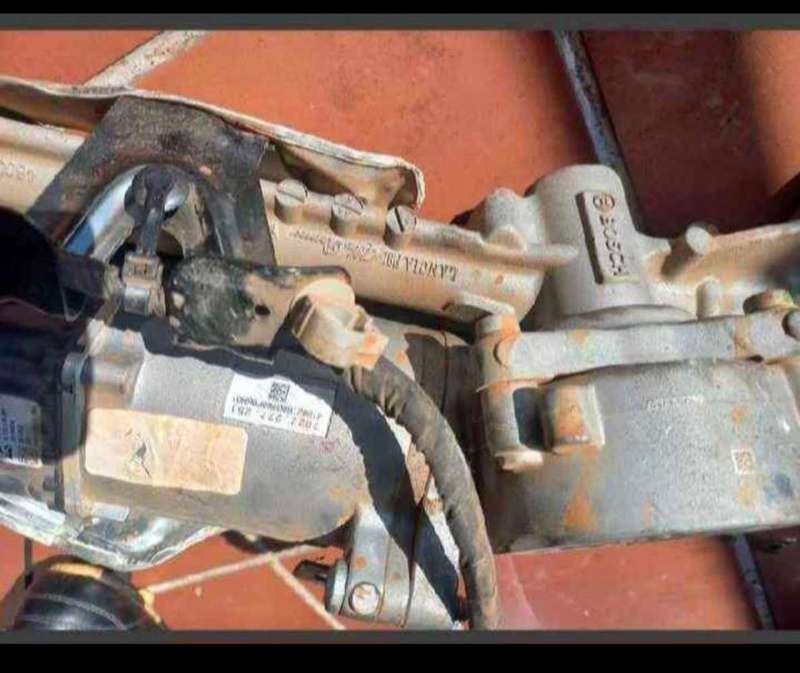 Jeep Cherokee KL steering rack