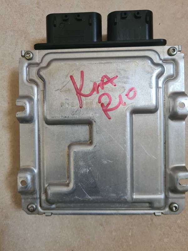 Kia Rio computer box ECU for sale