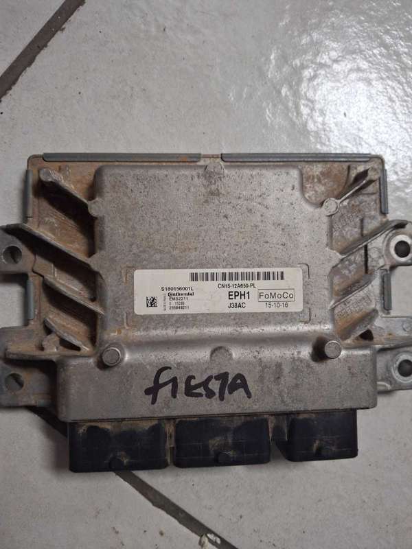 Ford fiesta computer box ECU