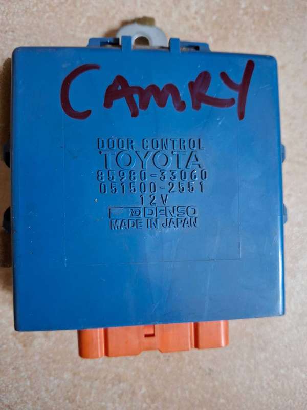 Toyota Camry door control module
