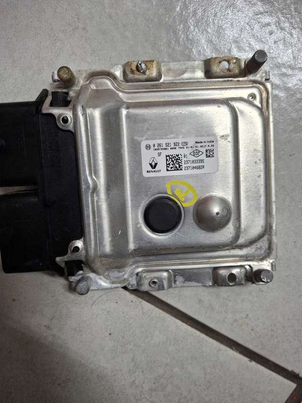 Renault Kwid computer box ECU
