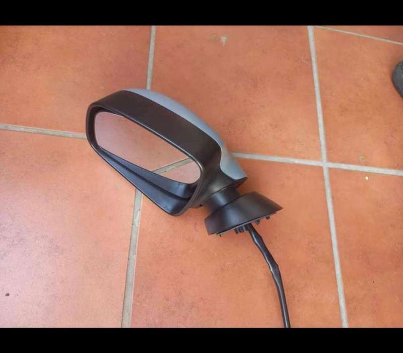 Nissan NP200 left mirror