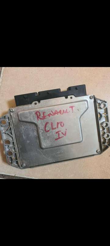 Renault Clio computer box ECU