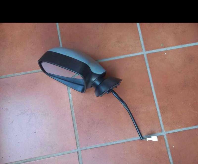 Nissan NP200 left mirror