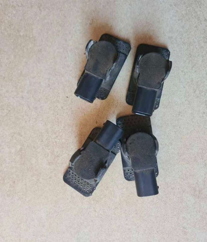 Peugeot RCZ rear PDC sensors