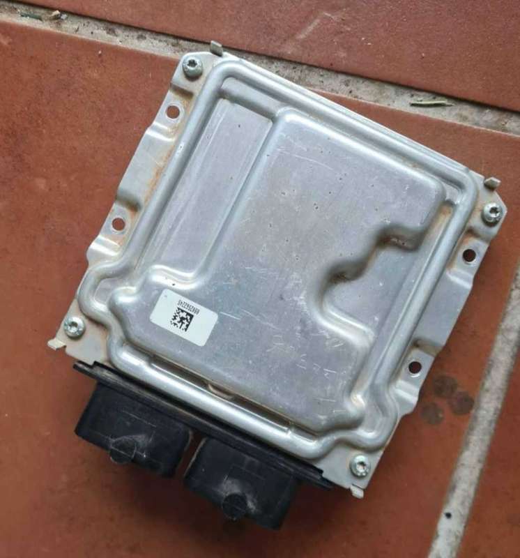 Suzuki swift computer box ECU